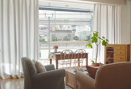 ディスプレイ カーテン 全体1