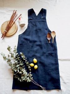 オリジナルエプロン多種類入荷！