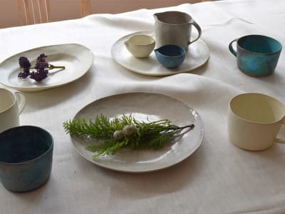 藤本羊子さんの器が入荷しました。