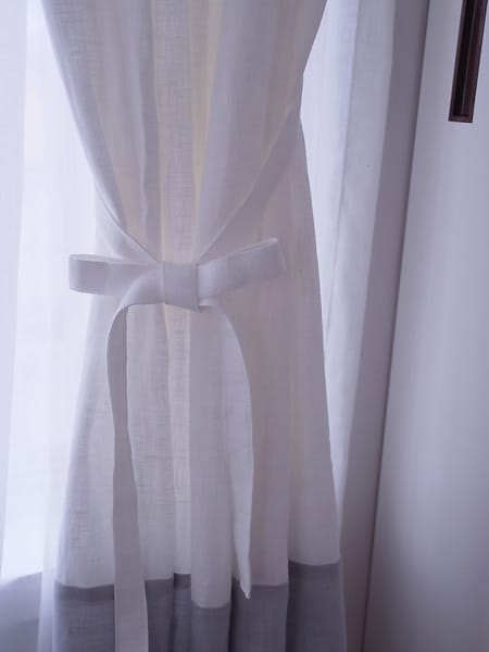 切り替えカーテン ボウタイ