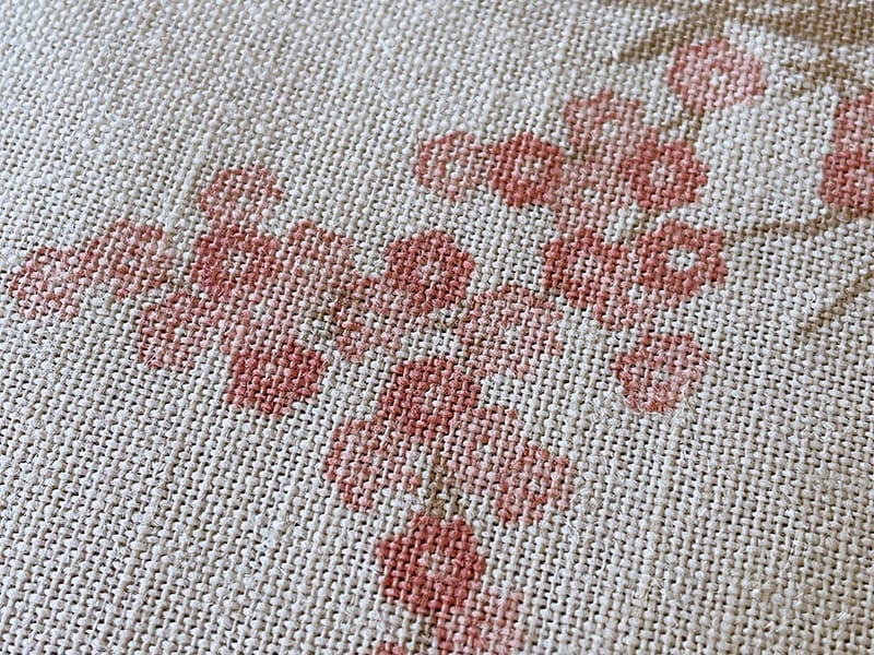 Linen Flower【Kate Forman Roses Red / ローゼスレッド】 ( カーテン )