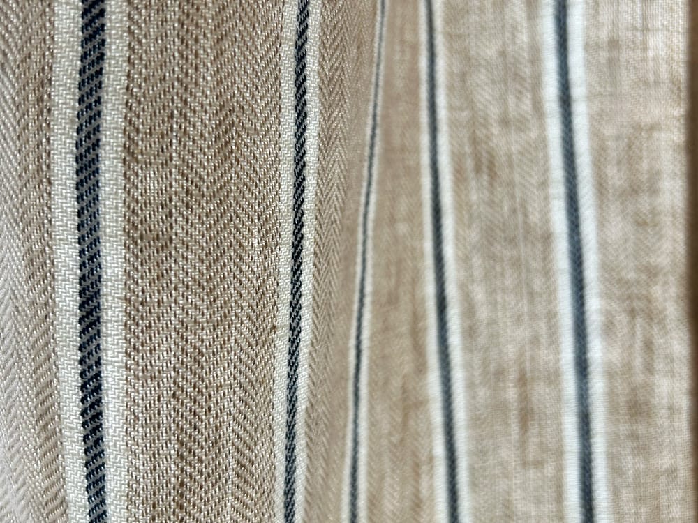 Linen Stripes Naturals 【 Naturals L472 striped /ナチュラルスL472ストライプ】( ソファ / カーテン )